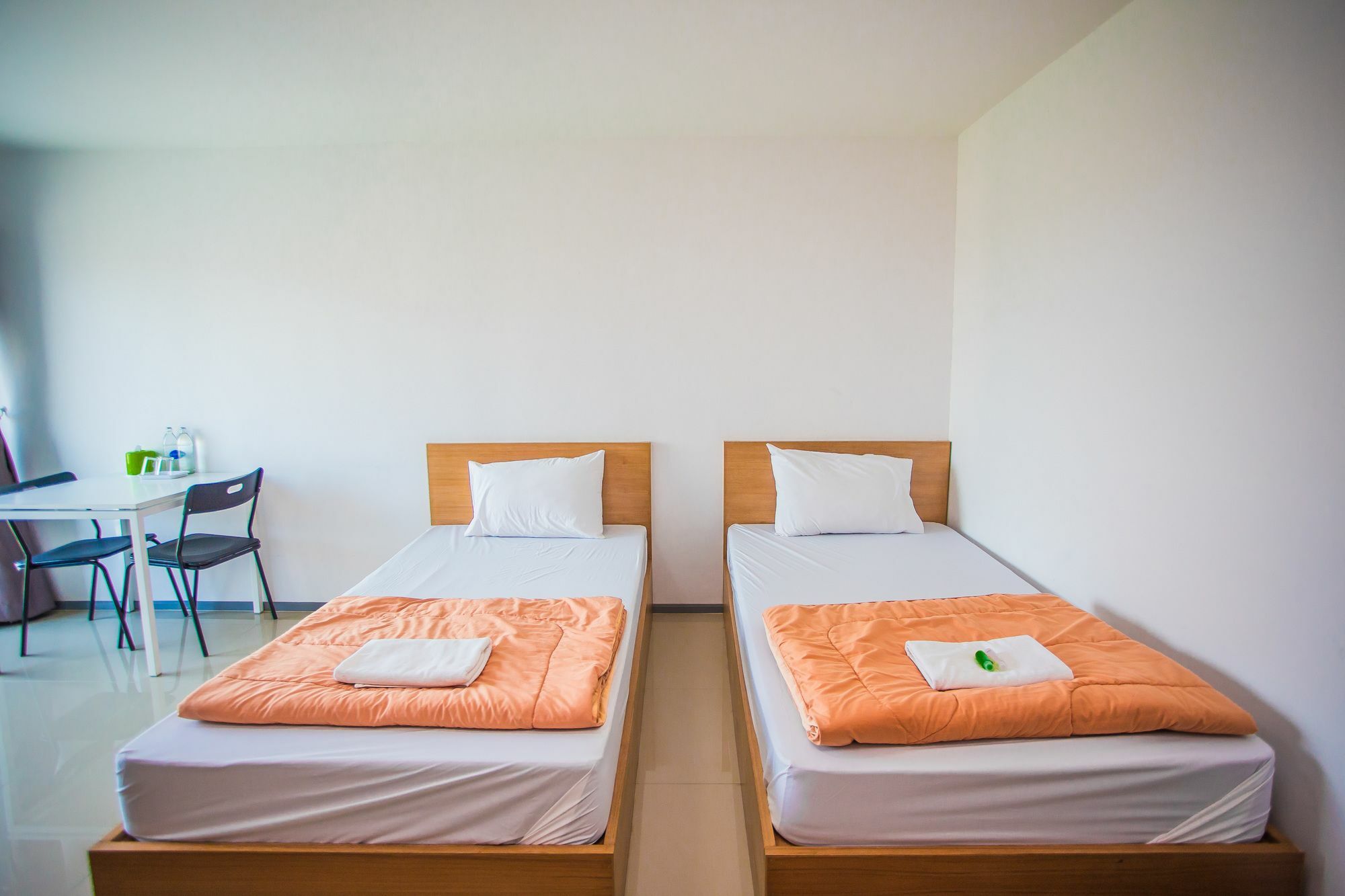 Promsook Apartment チョンブリ エクステリア 写真
