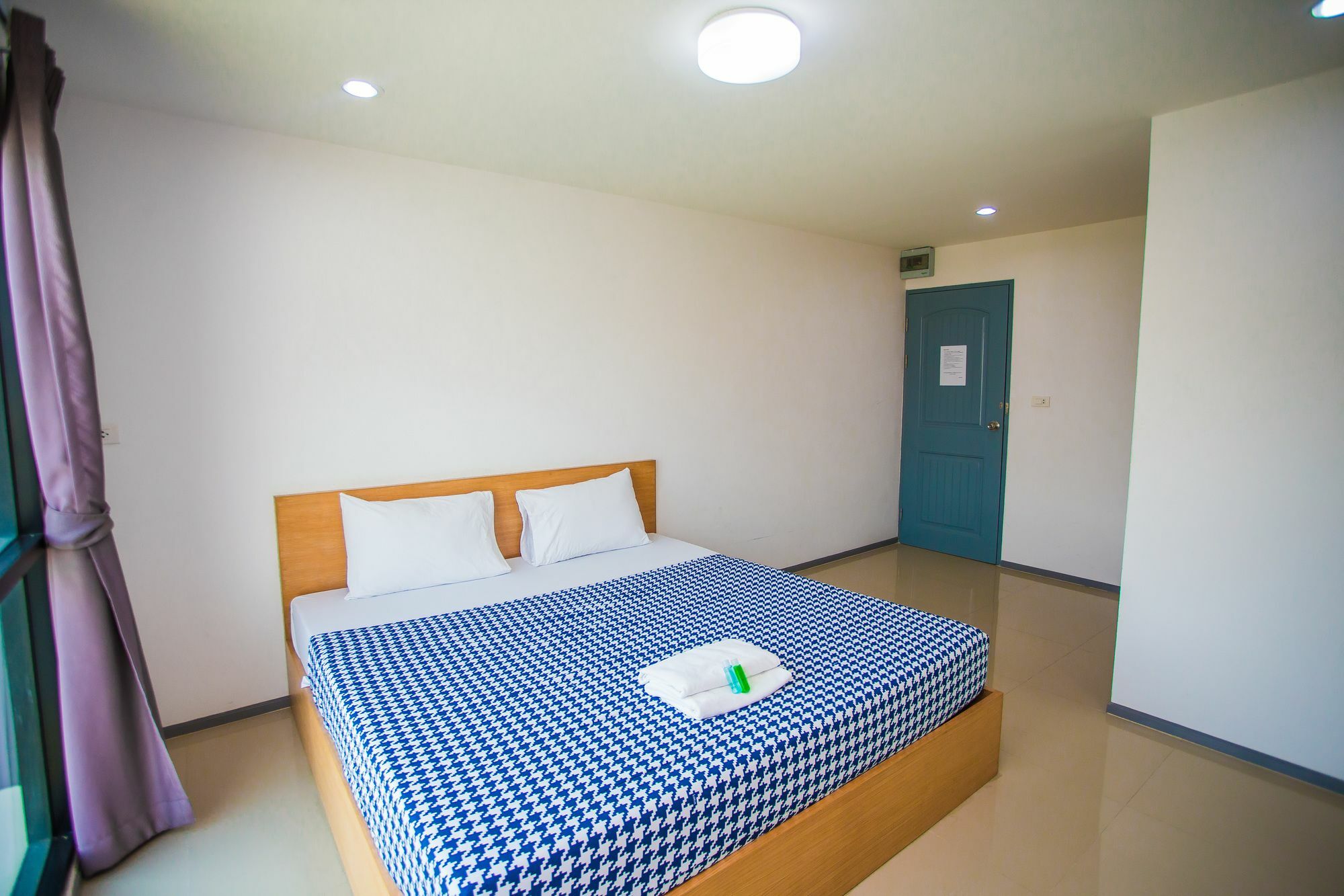 Promsook Apartment チョンブリ エクステリア 写真